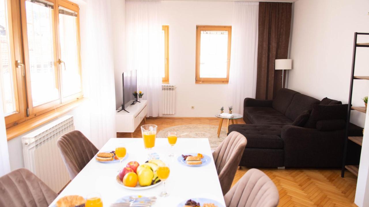 Appartamento Beautiful Duplex In Heart Of Old Town - Free Parking SJJ Esterno foto