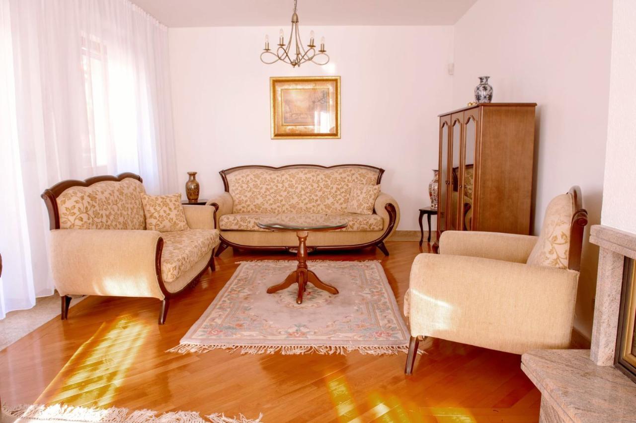 Appartamento Beautiful Duplex In Heart Of Old Town - Free Parking SJJ Esterno foto