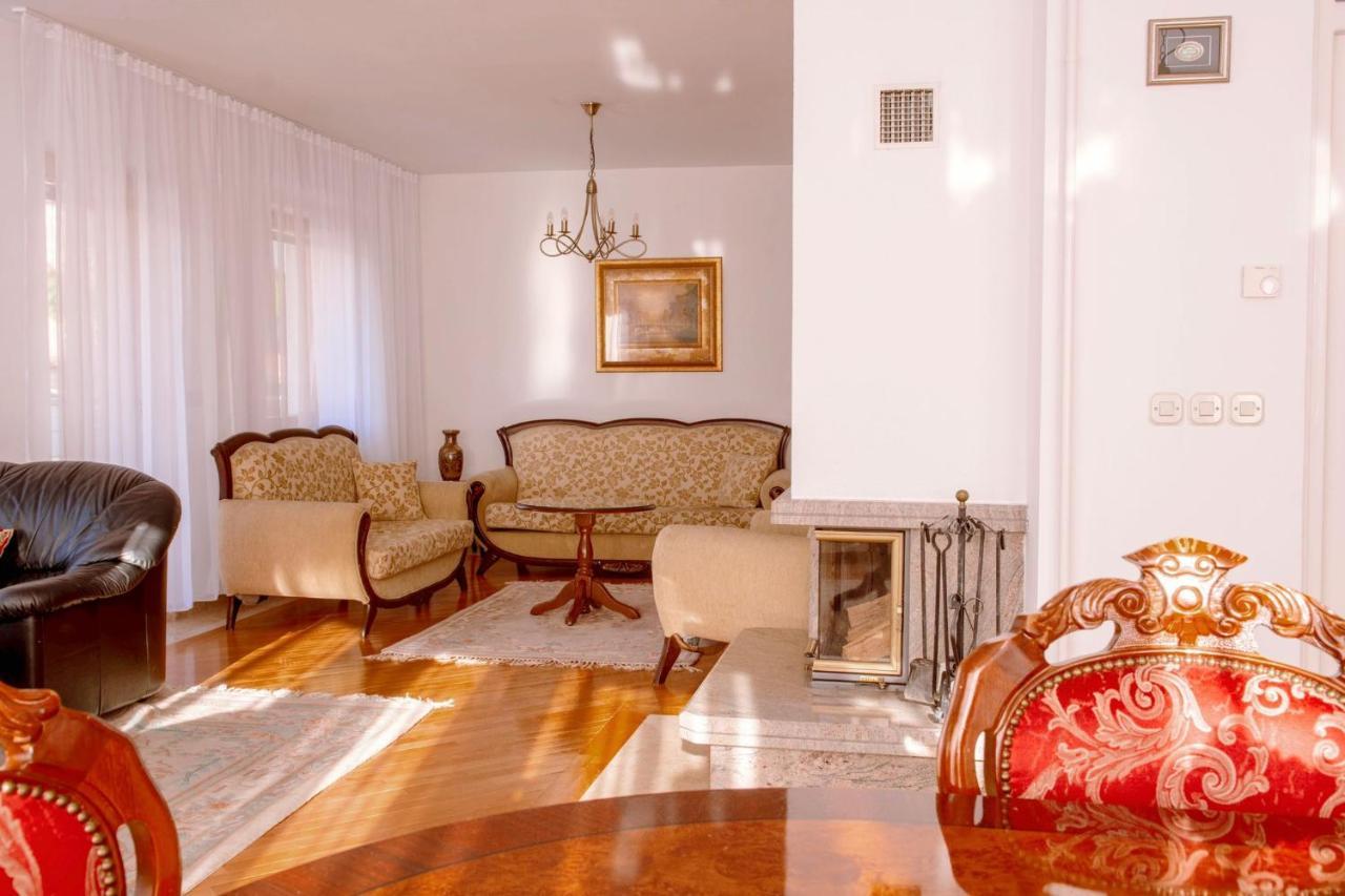 Appartamento Beautiful Duplex In Heart Of Old Town - Free Parking SJJ Esterno foto