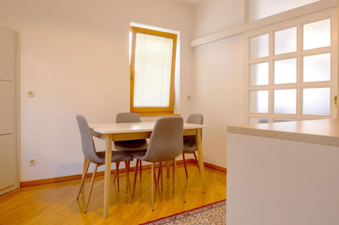Appartamento Beautiful Duplex In Heart Of Old Town - Free Parking SJJ Esterno foto