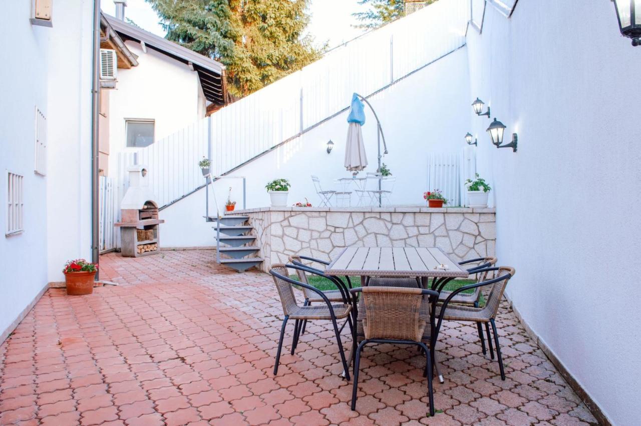Appartamento Beautiful Duplex In Heart Of Old Town - Free Parking SJJ Esterno foto