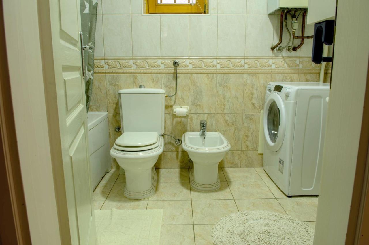Appartamento Beautiful Duplex In Heart Of Old Town - Free Parking SJJ Esterno foto