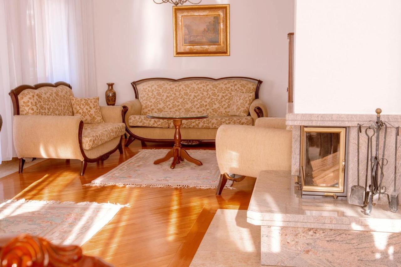 Appartamento Beautiful Duplex In Heart Of Old Town - Free Parking SJJ Esterno foto